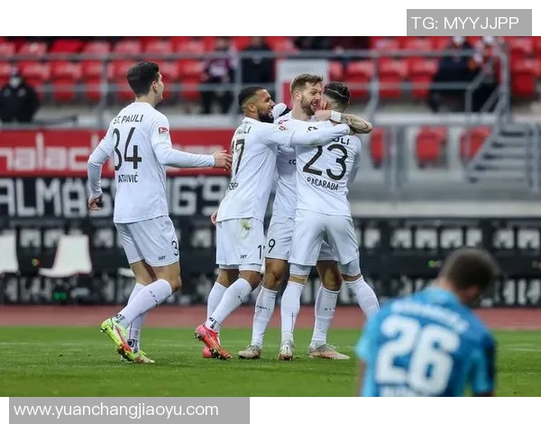 2020年德乙精彩对决圣保利迎战杜塞尔多夫全场回顾与分析