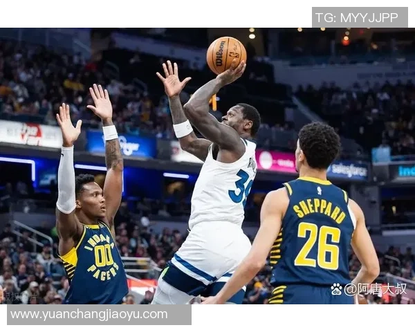 百度夏季联赛快船与步行者激战正酣精彩瞬间回顾与分析